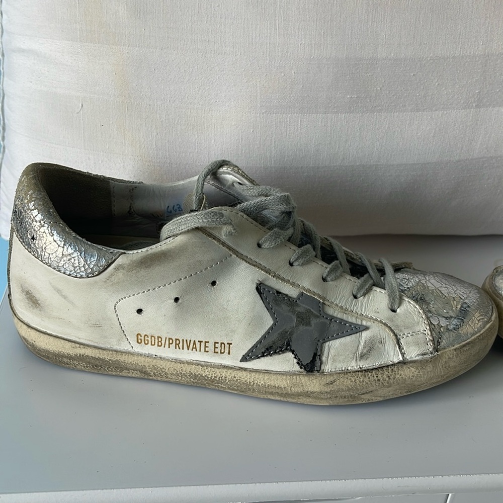 Authentic golden goose